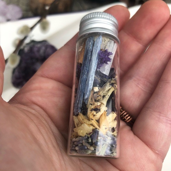 Intuition Charmed Spell Bottle Apothecary Oddity - Focus Booster - Picture 4 of 14